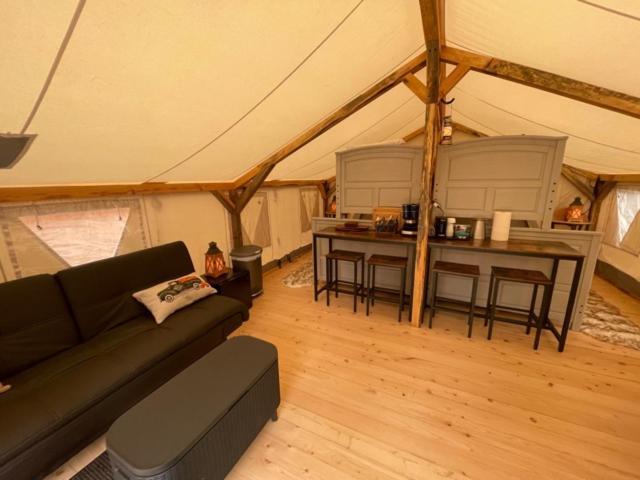 Umpqua'S Last Resort - Wilderness Cabins, Rv Park & Glamping Idleyld Park Exterior foto